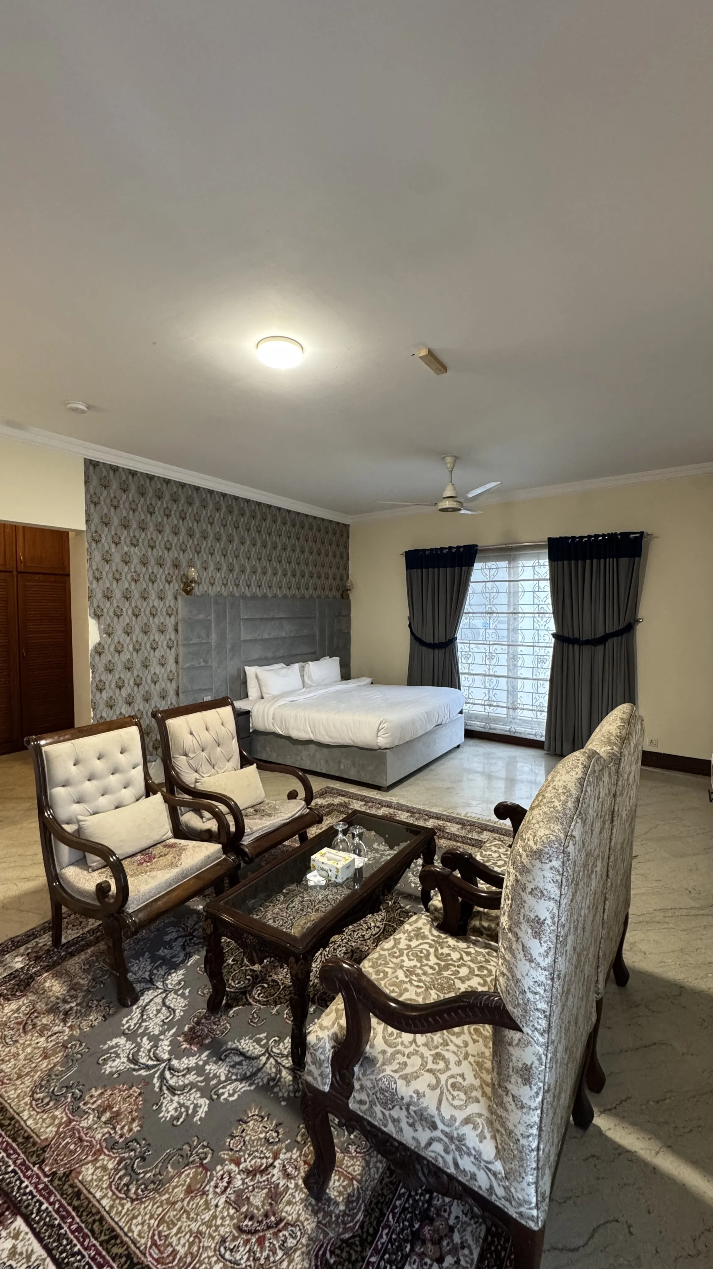 Executive Suite